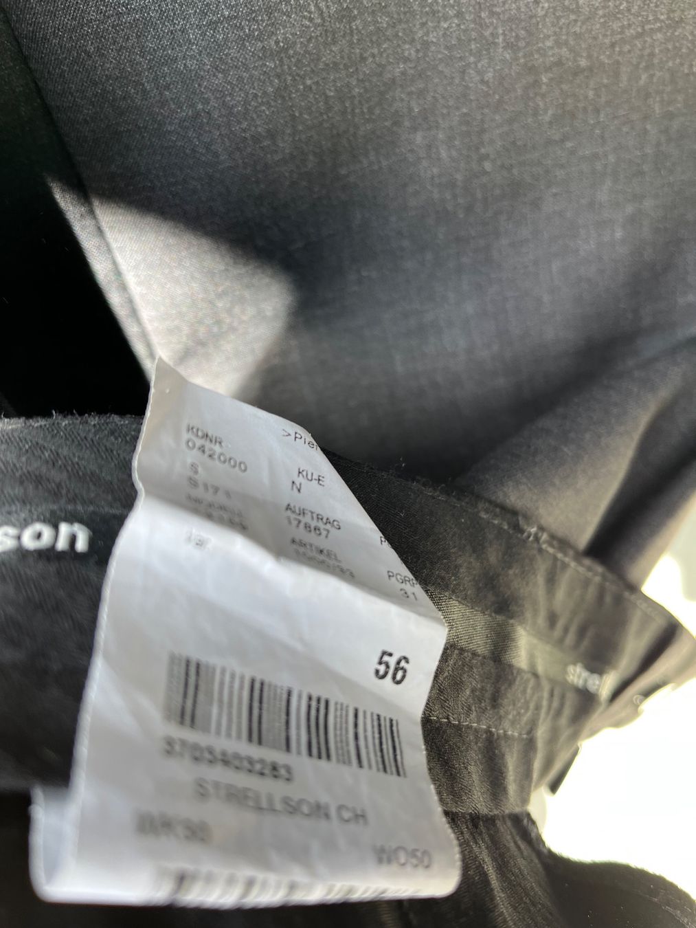 Kleiderpakete: Hose + jacket blau+graue Strellson Hosen Grösse 56 – Gebraucht aus Spiegel b. Bern von Burdicrew 5