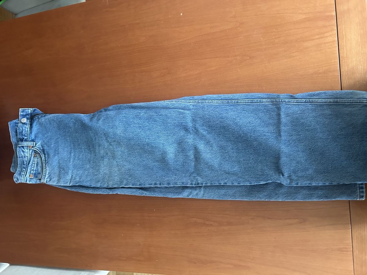 Weekday Jeans: Weekday Baggy Jeans – Usato da Zollikerberg venduto da sel_99lq 1