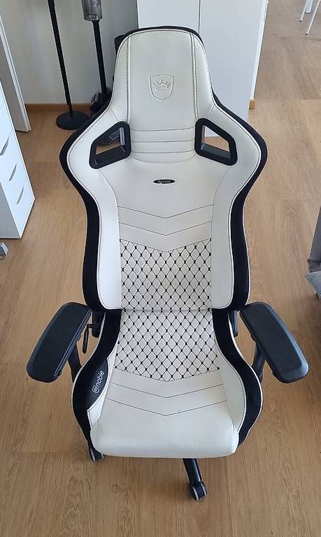Noblechairs Stühle: Gaming Stuhl Noblechairs EPIC – Gebraucht aus Zürich von Miguelloco 1