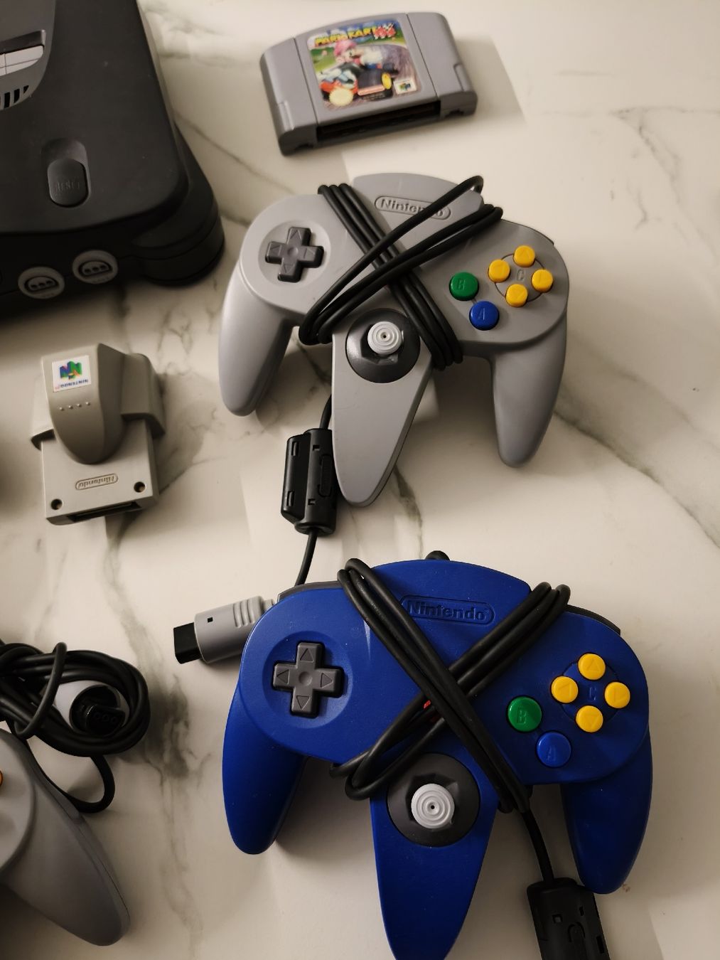 Nintendo Konsolen: Nintendo 64 Konsole mit 4 Controller & Mario kart Game – Gebraucht aus Oensingen von ece_8k7q 4