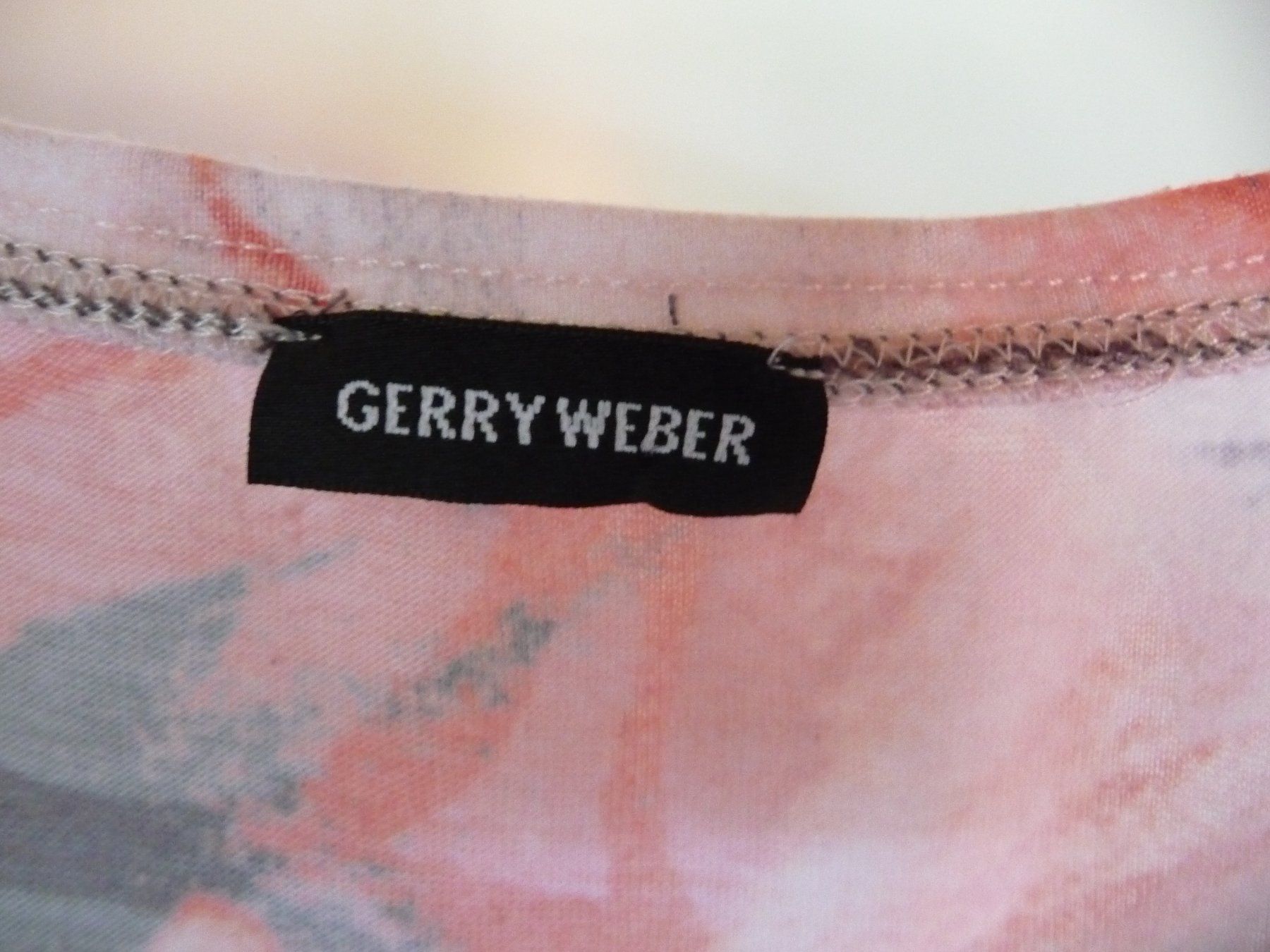 Gerry Weber T-Shirts: leichtes Shirt Gr. ca. 46 Gerry Weber – Gebraucht aus Kirchberg BE von lavendel02 1
