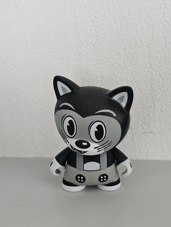 Statuette: Kidrobot Munny World – Usato da Cham venduto da WFRRichter