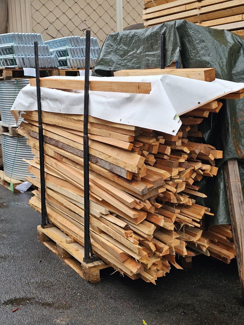 Articles en bois: Brennholz oder zum Werken, sofort verfügbar – D'occasion à Sulgen par E_Dreier 1