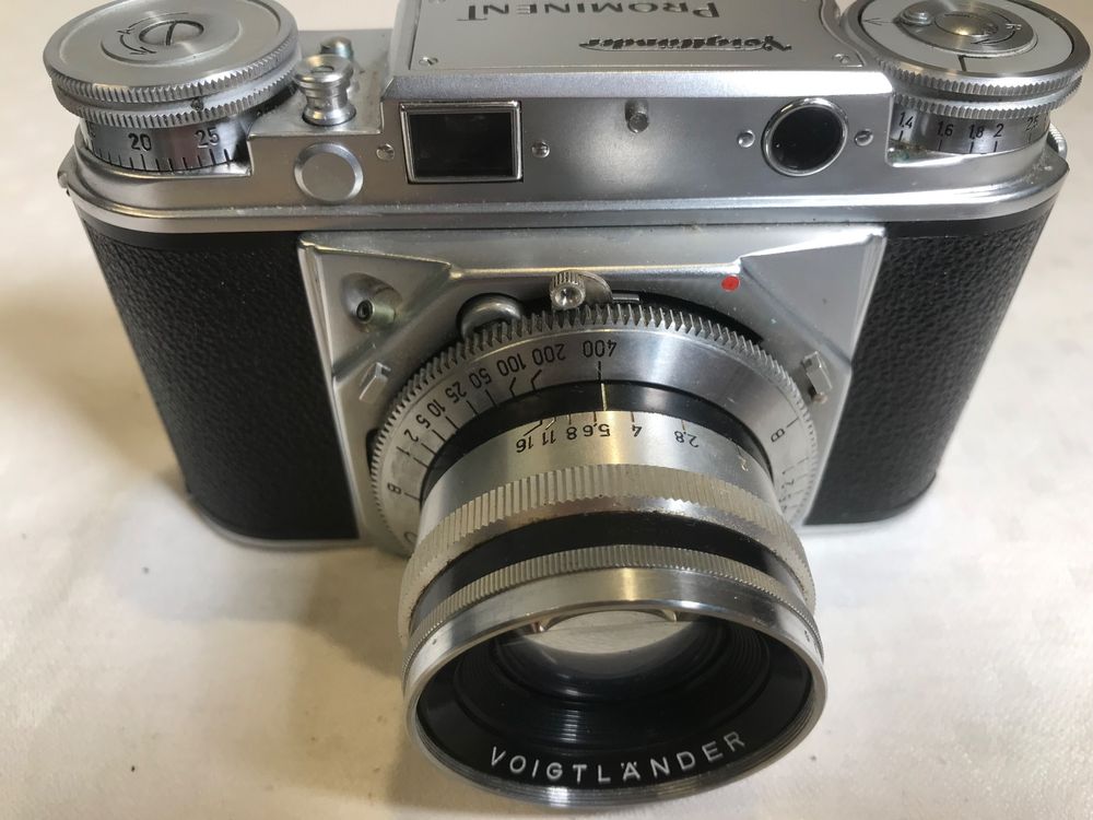 Voigtländer Prominent con Ultron 2/50mm | Analogue camera in Italy