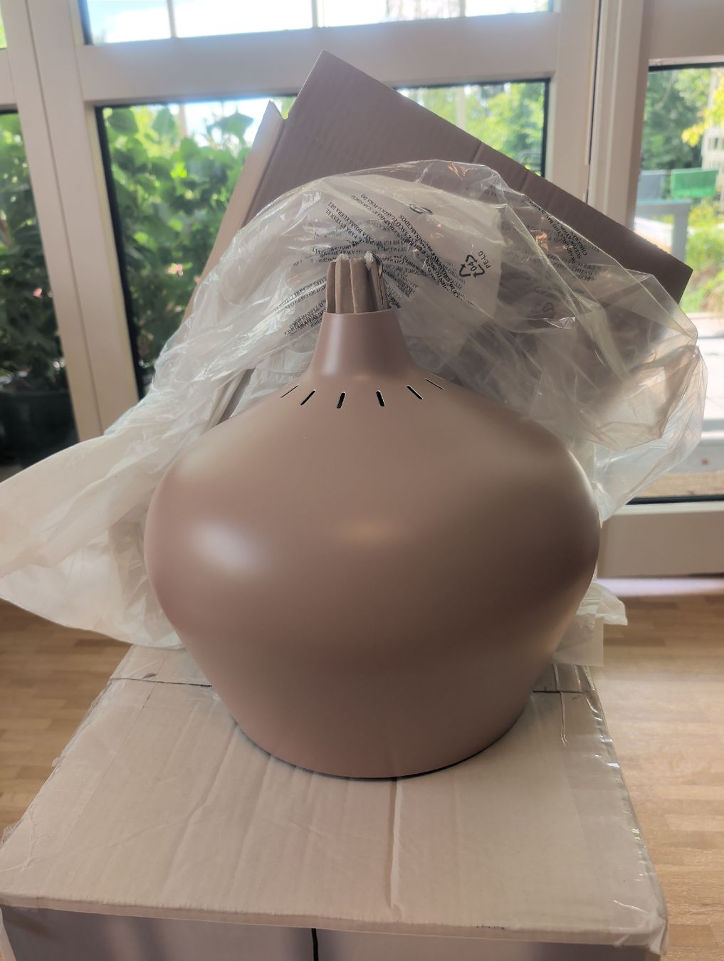 Interio Lampadari & plafoniere: Originalverpackte Design-Deckenlampe von Frandsen – Nuovo e nell'imballaggio originale da Zürich venduto da lizzie_26 2
