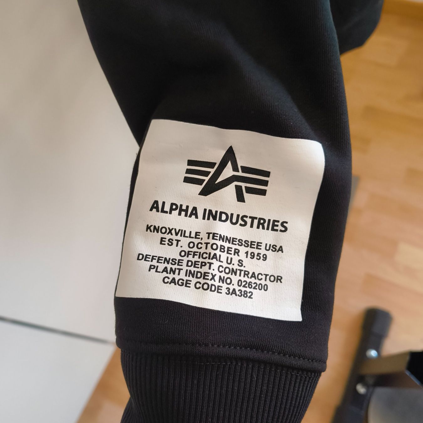 Alpha Industries Maglioni & Felpe: Alpha Industries Kapuzenpullover, Grösse 3XL – Nuovo e nell'imballaggio originale da Uitikon Waldegg venduto da PJLS1 4