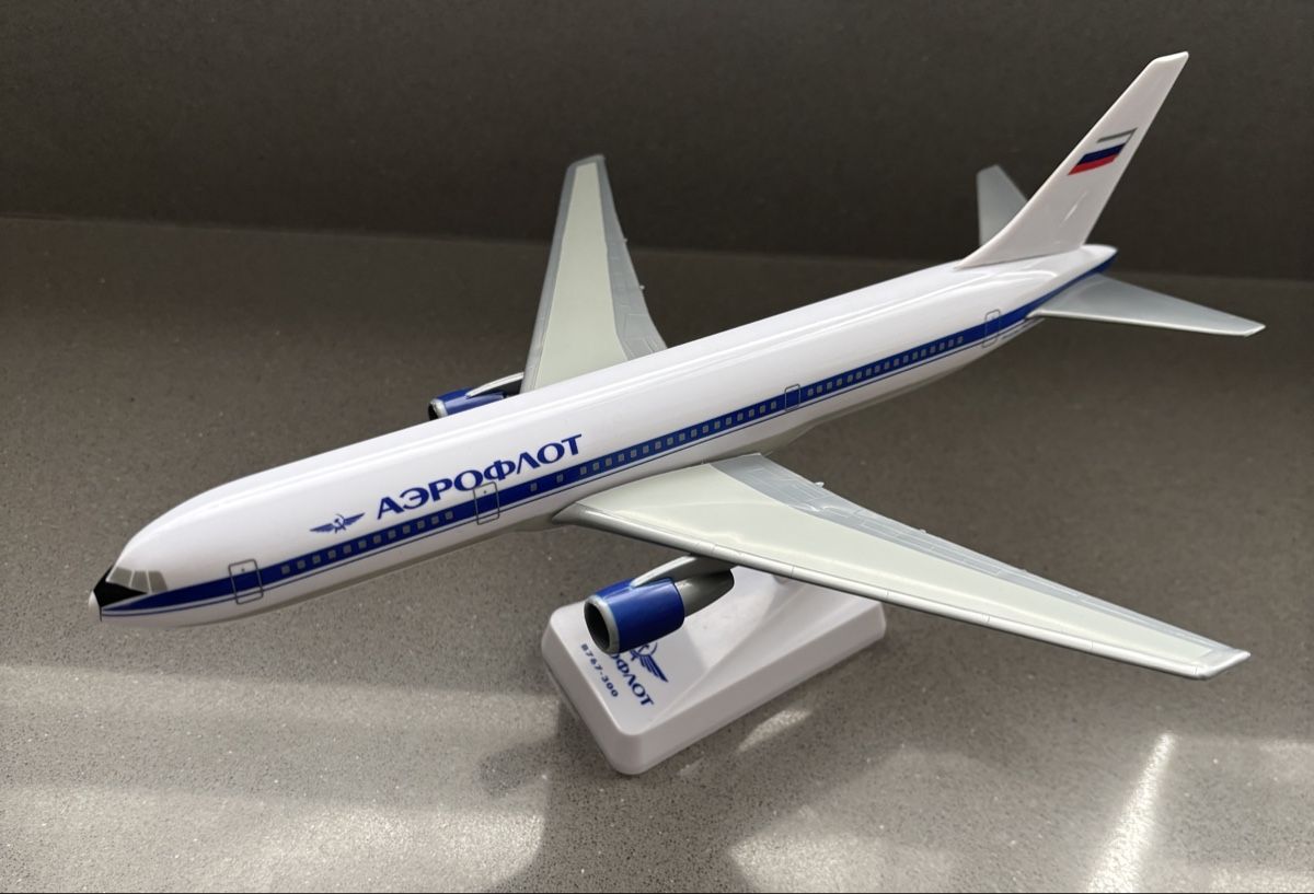 Modellbausätze & Standmodelle: Modell Boeing 767, Aeroflot 1:200 – Neu (gemäss Beschreibung) aus Bülach von Cspadanuda