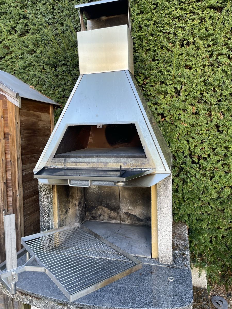 Grils: Grillkamin, Pizzaofen – D'occasion à Dietikon par jul_5k7z 2