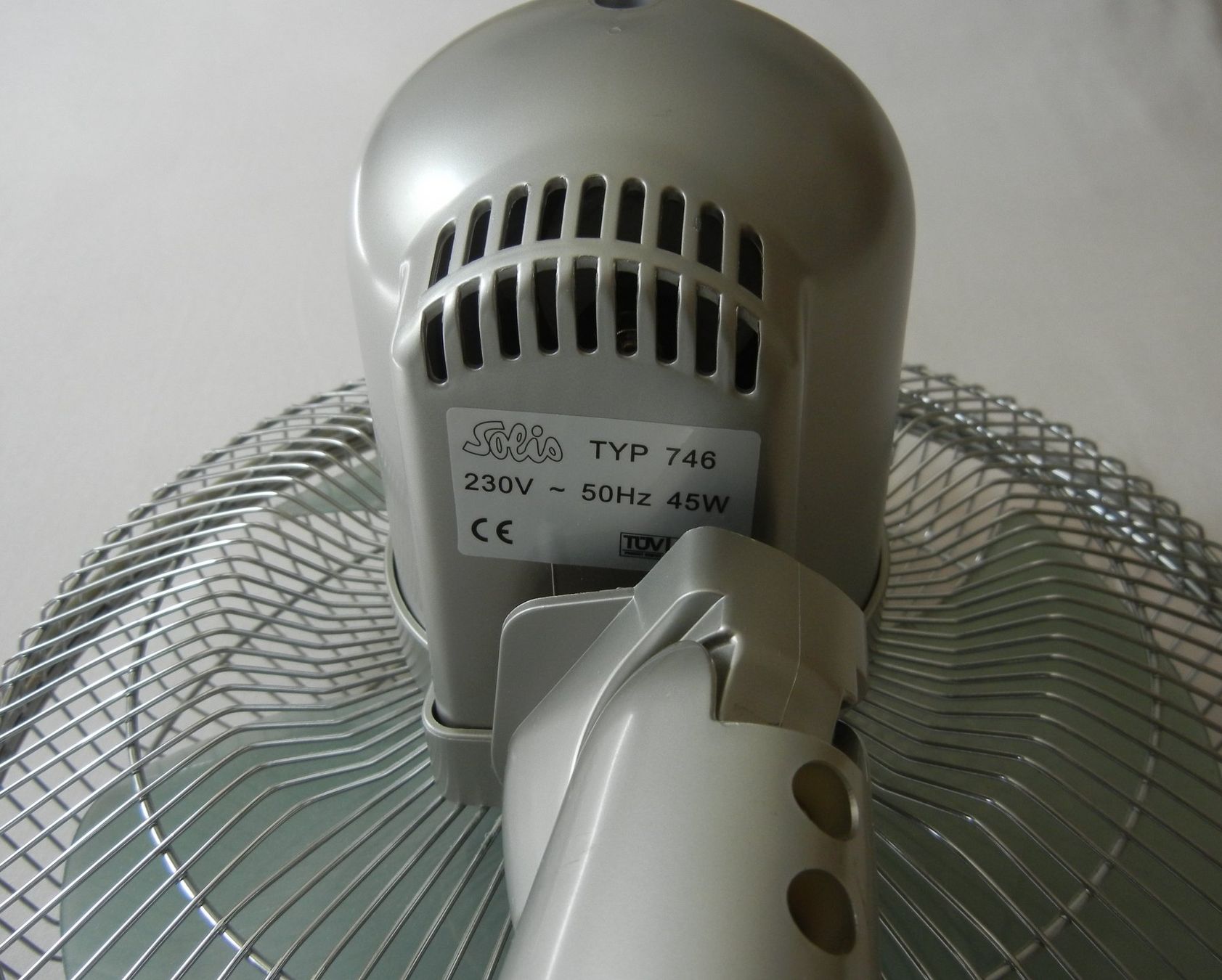 Solis Ventilatoren: SOLIS TISCHVENTILATOR mit 3-STUFEN – Gebraucht aus Bern von Mekongbeach 1