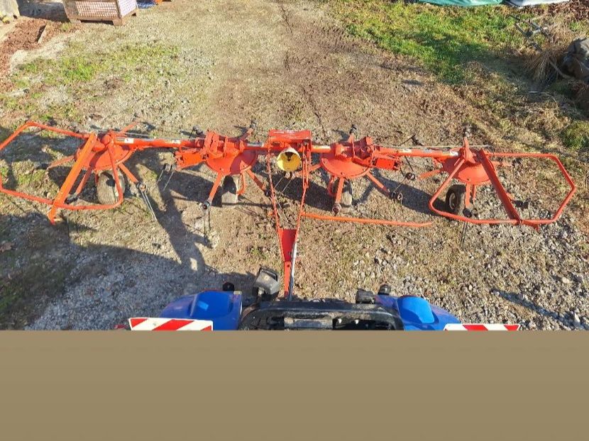 Alle Maschinen: Kreiselheuer Kuhn Digidrive – Gebraucht aus Schänis von Luki03. 2