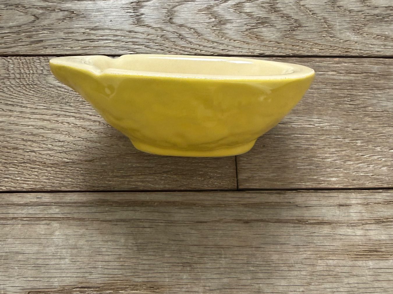 Portacenere: Aschenbecher Zitronenform, Midcentury – Usato da Luzern venduto da Mamutpe 2