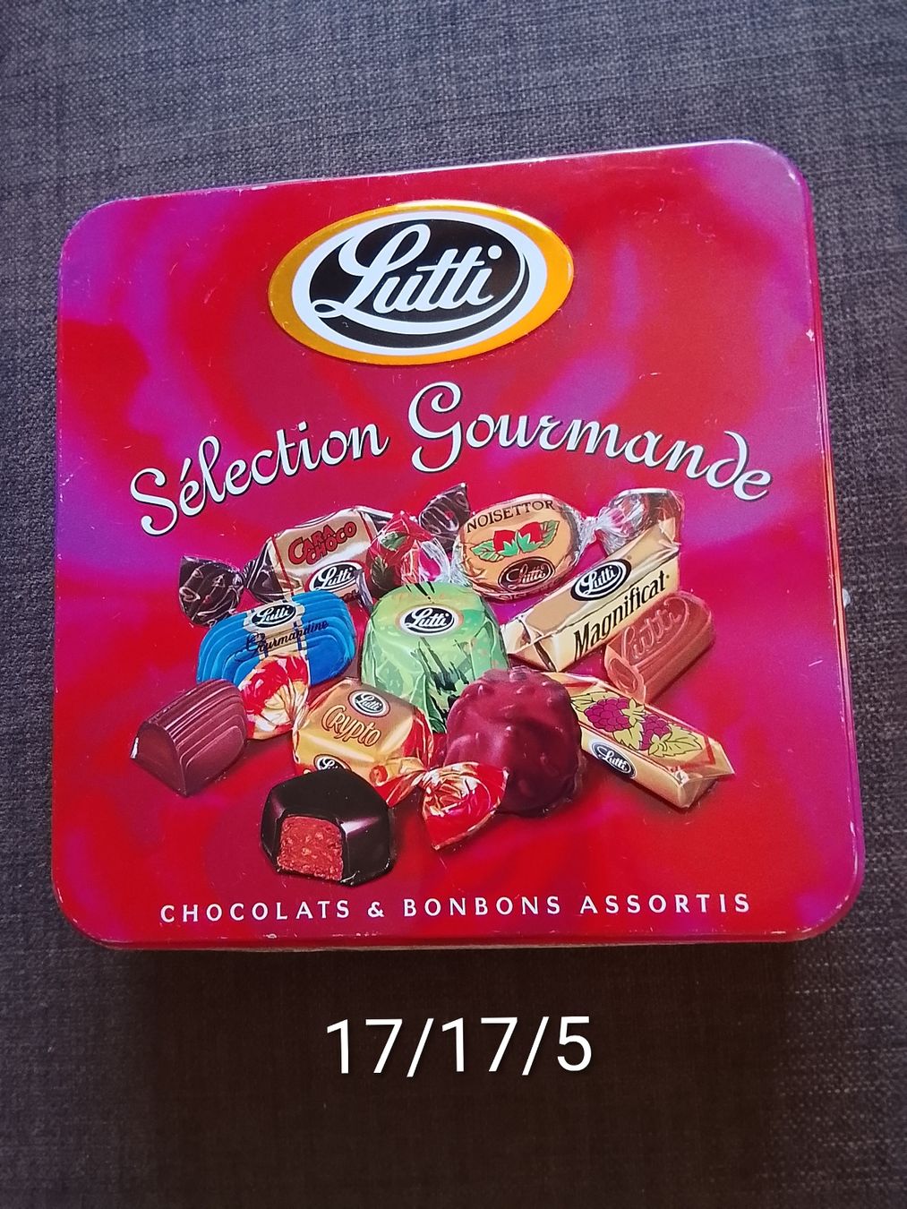 Recipients et similaires: Boîtes à biscuits  – D'occasion à Couvet par fat_kyl7 3