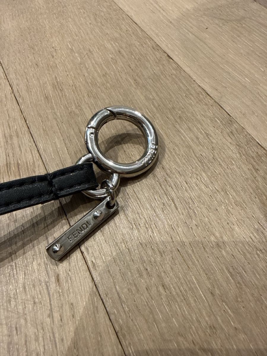 Fendi Portachiavi: Fendi Taschenanhänger – Nuovo (secondo la descrizione) da Küsnacht ZH venduto da fashionwear 1
