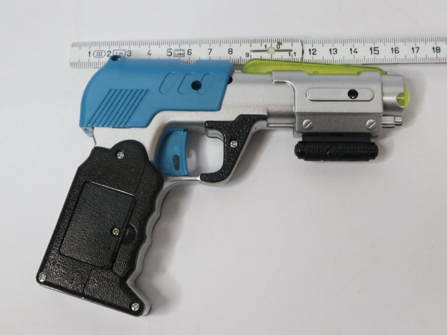 Giocattoli: Space Gun Pistole mit Licht und Geräusch – Nuovo (secondo la descrizione) da Eschenbach SG venduto da Astalavista 2