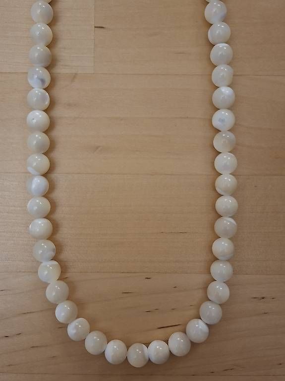 Catenine: Lange Halskette aus Perlmutt – Usato da Wabern venduto da amo_pp26