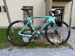 Bianchi Oltre XR4 Disc Di2