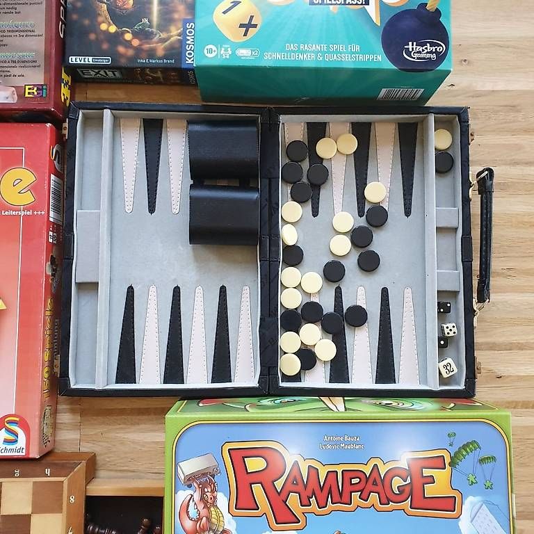 Giochi: SPIELESAMMLUNG – Usato da Urnäsch venduto da Nakamotix 1