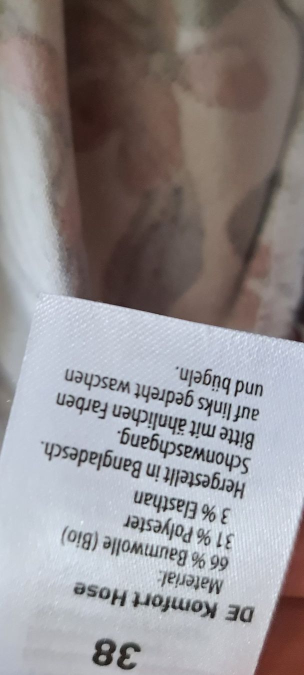 Pantalons: Damen Hose Blumenmuster Grösse 38 neu – Neuf (Voir description) à Emmenbrücke par gatasalvache 5