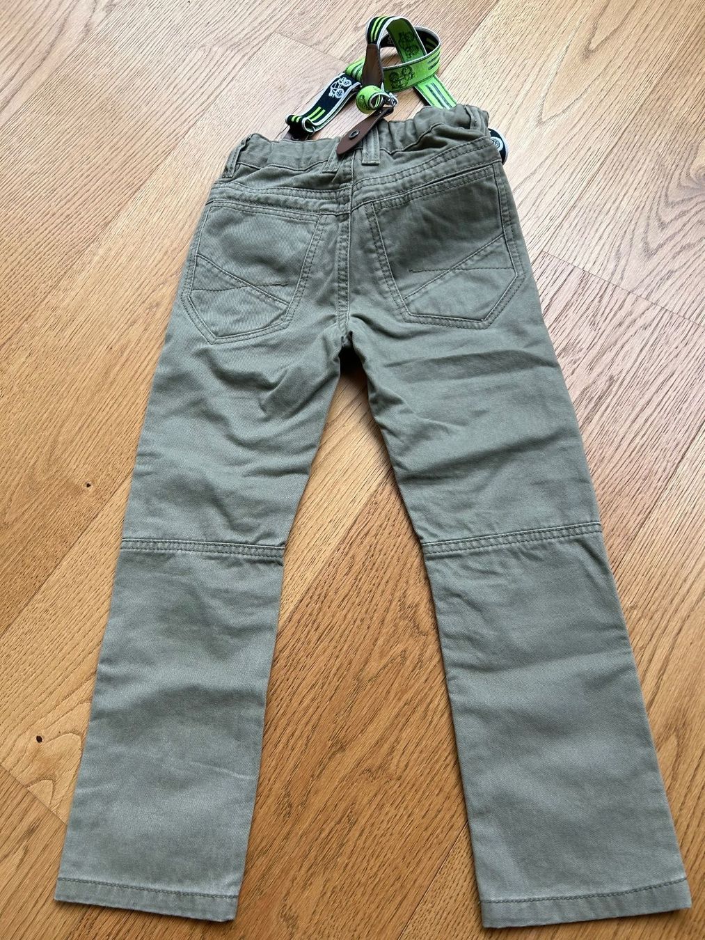 Pantalons: Jeans Hose Gr.110/116 – Neuf (Voir description) à Rothrist par szc_9dg5 2