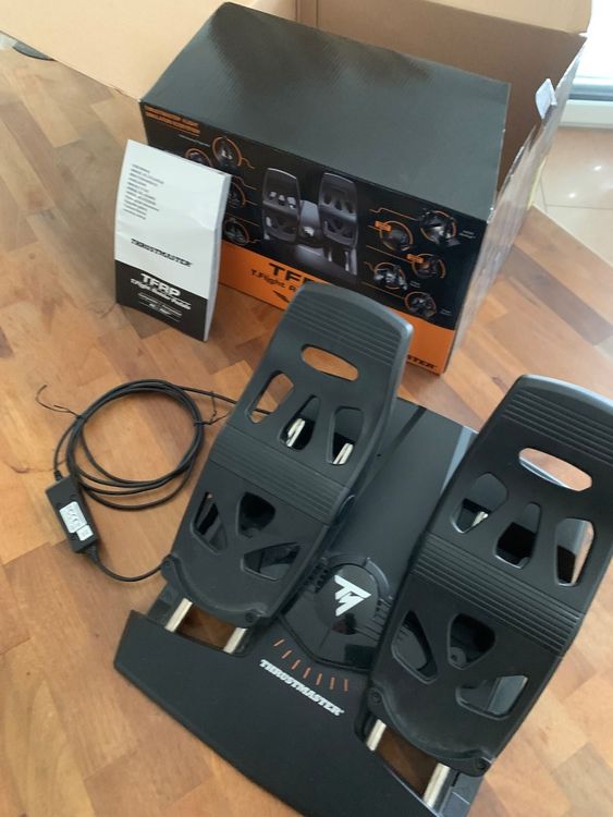 Thrustmaster TFRP Rudder Pedale PC PS4 (Neu (gemäss Beschreibung)) in ...