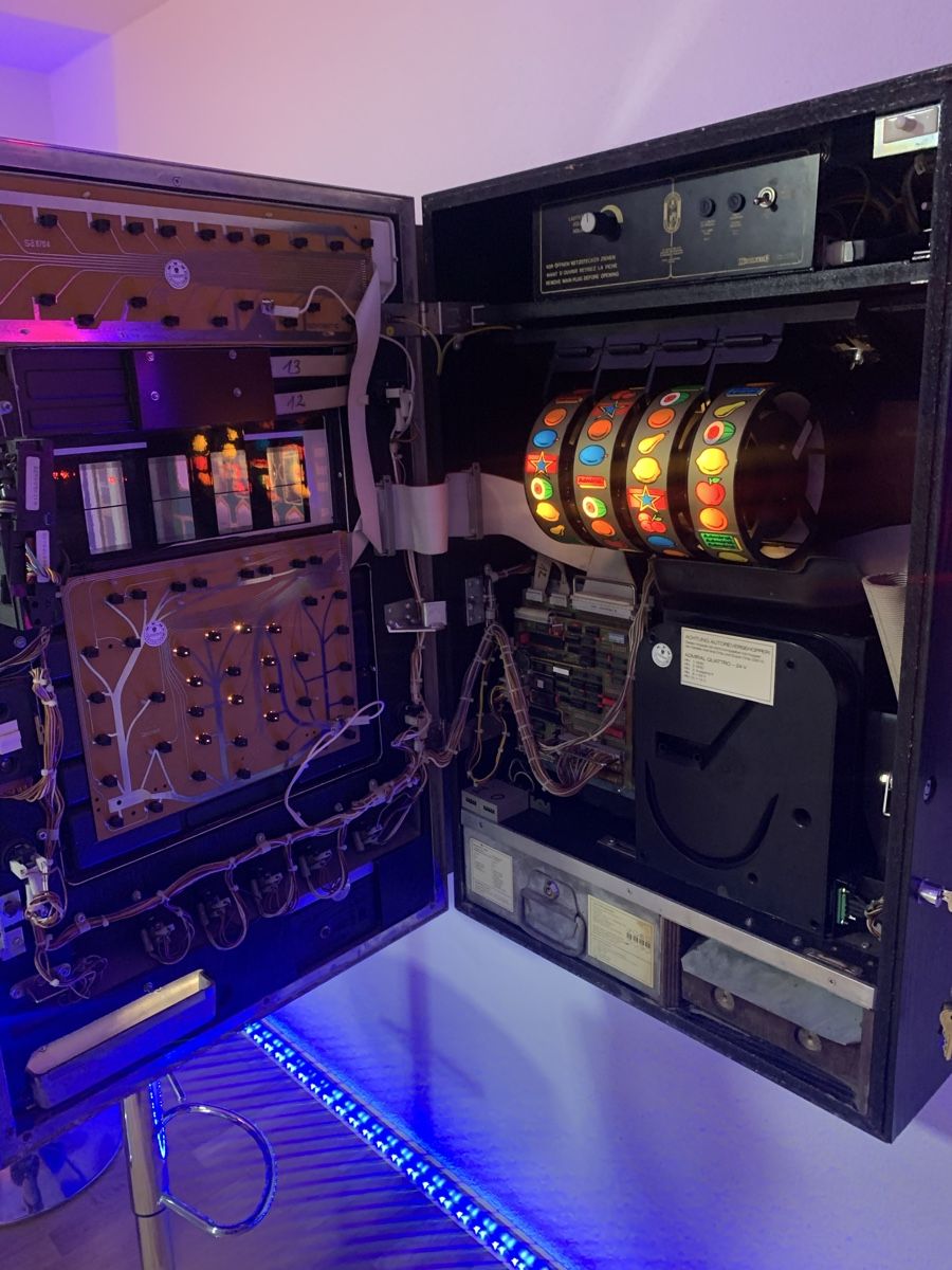 Slot Machine: Admiral Take Off 100 – Usato da Nänikon venduto da Schmidi200 1