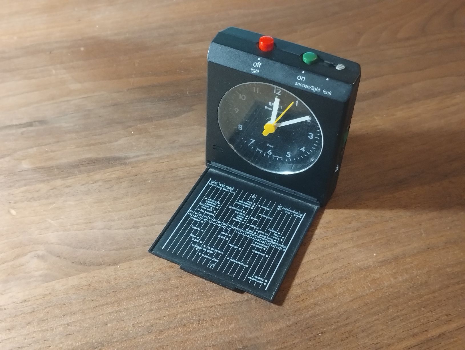 Braun Sveglie: Braun Reisewecker 3868 / AB 314 fsl  – Usato da Zürich venduto da danihell 3
