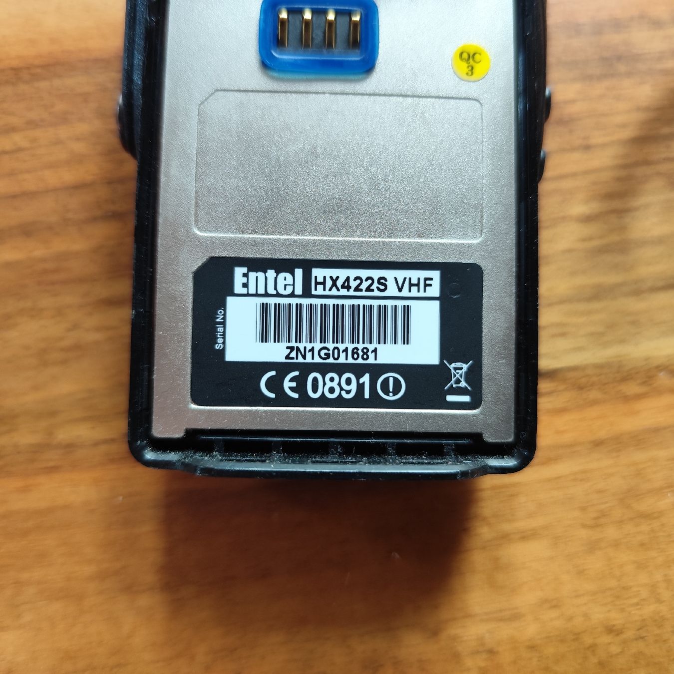 Technique de radiocom: Entel Funkgeräte – Défectueux à Hellbühl par 30R_R30 4