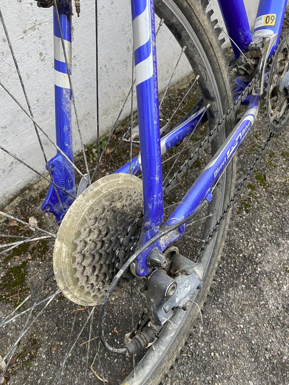 Specialized Velos: Mountainbike Specialized "Rockhopper" – Gebraucht aus Muttenz von  3