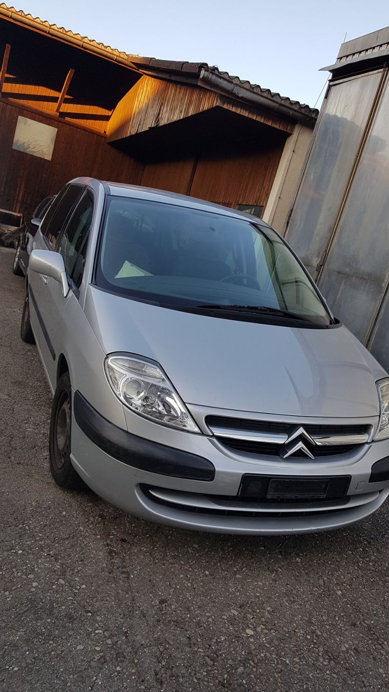 Citroën Automobili: CITROEN C8  8Platz – Usato da Biel / bienne venduto da Sarouch9 1