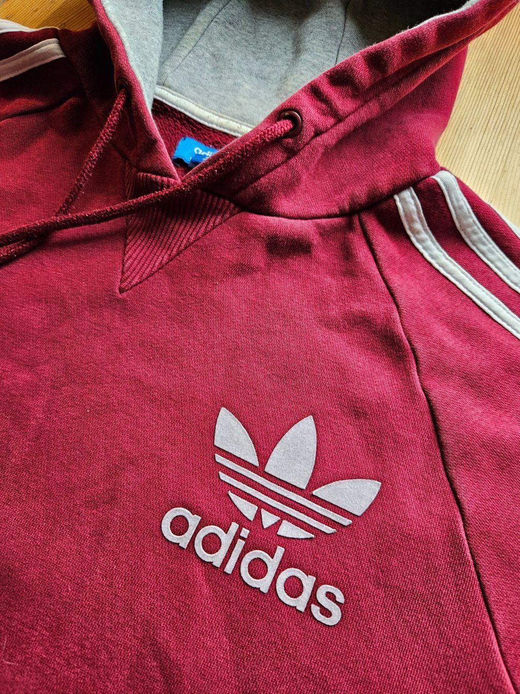 Adidas Maglioni & Felpe: Hoodie adidas Grösse S retro – Usato da Hägglingen venduto da United-Village-Trade 1