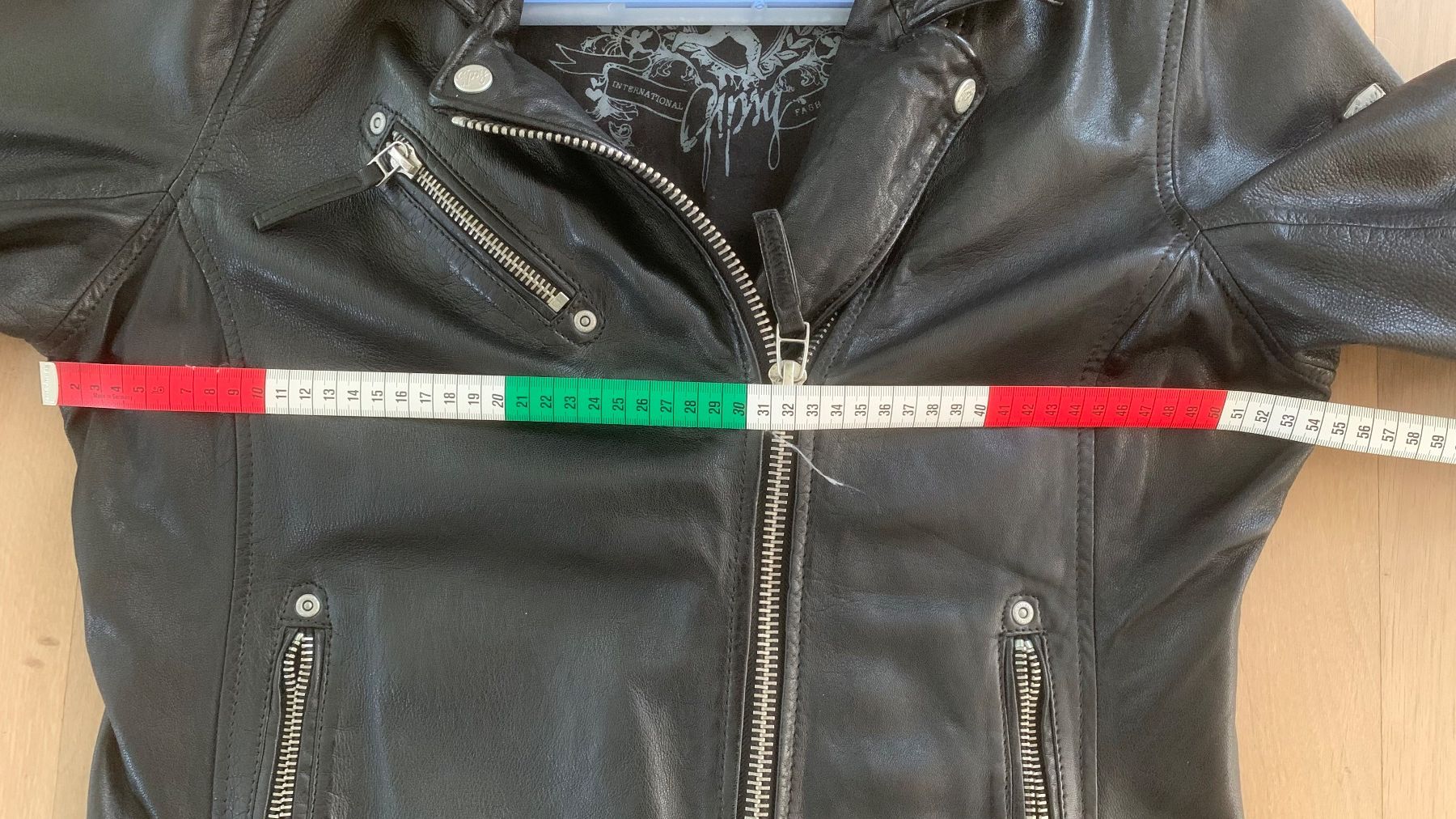 Giacche: Tolle Lederjacke, schwarz, Top Zustand – Usato da Aathal-Seegräben venduto da Sandmi11 4