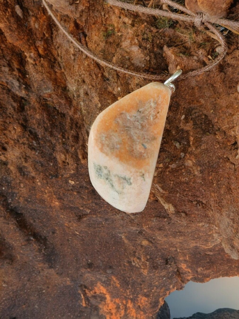 Anhänger: Schweizer Rosa Alabaster-Anhänger, handgeschliffen – Neu und originalverpackt aus Aarau von Schmuckhoehle_MD 4