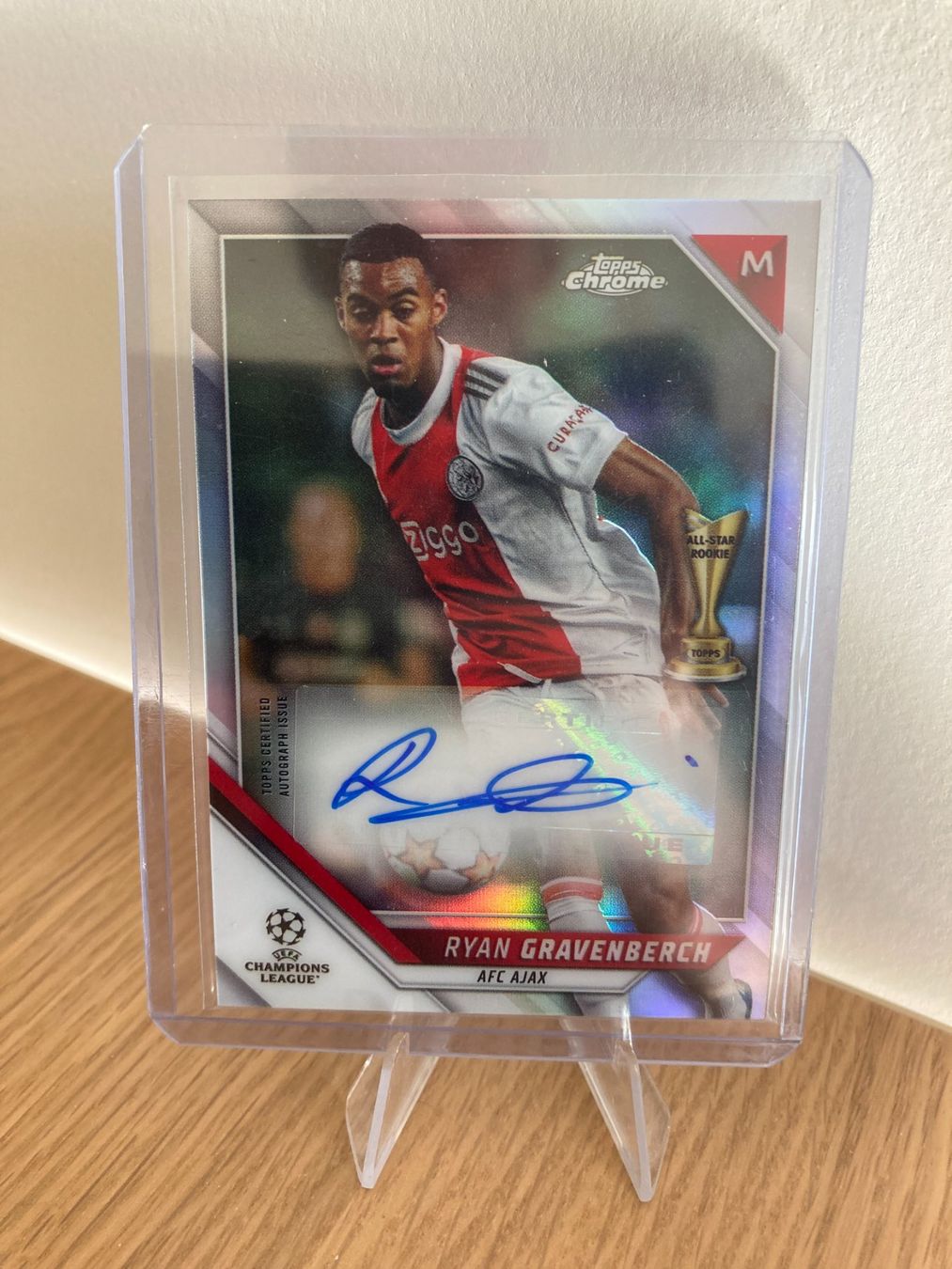 Topps Sammelbilder & Trading cards: Topps Chrome UEFA 2021-22 - Ryan Gravenberch Auto – Gebraucht aus La Tour-de-Peilz von Tyalos_Cards