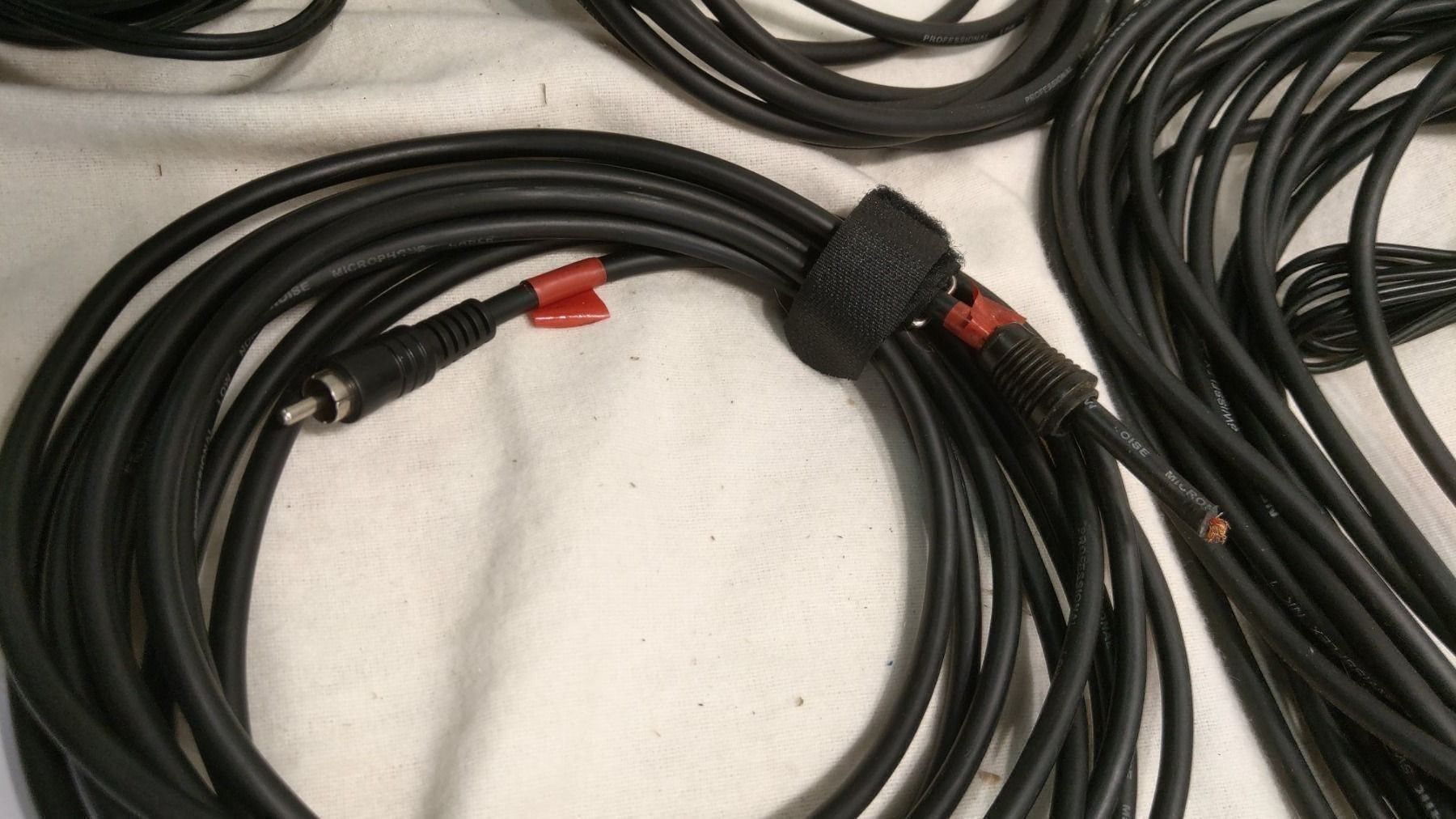 Cavi: Restposten Bastel - Kabel (x689) – Usato da Däniken SO venduto da Profog1 2