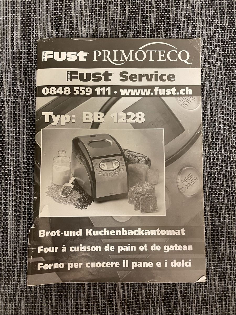 Fust Elettrodomestici da cucina: Brot- und Kuchenbackautomat – Usato da St. Gallen venduto da xandram07 3