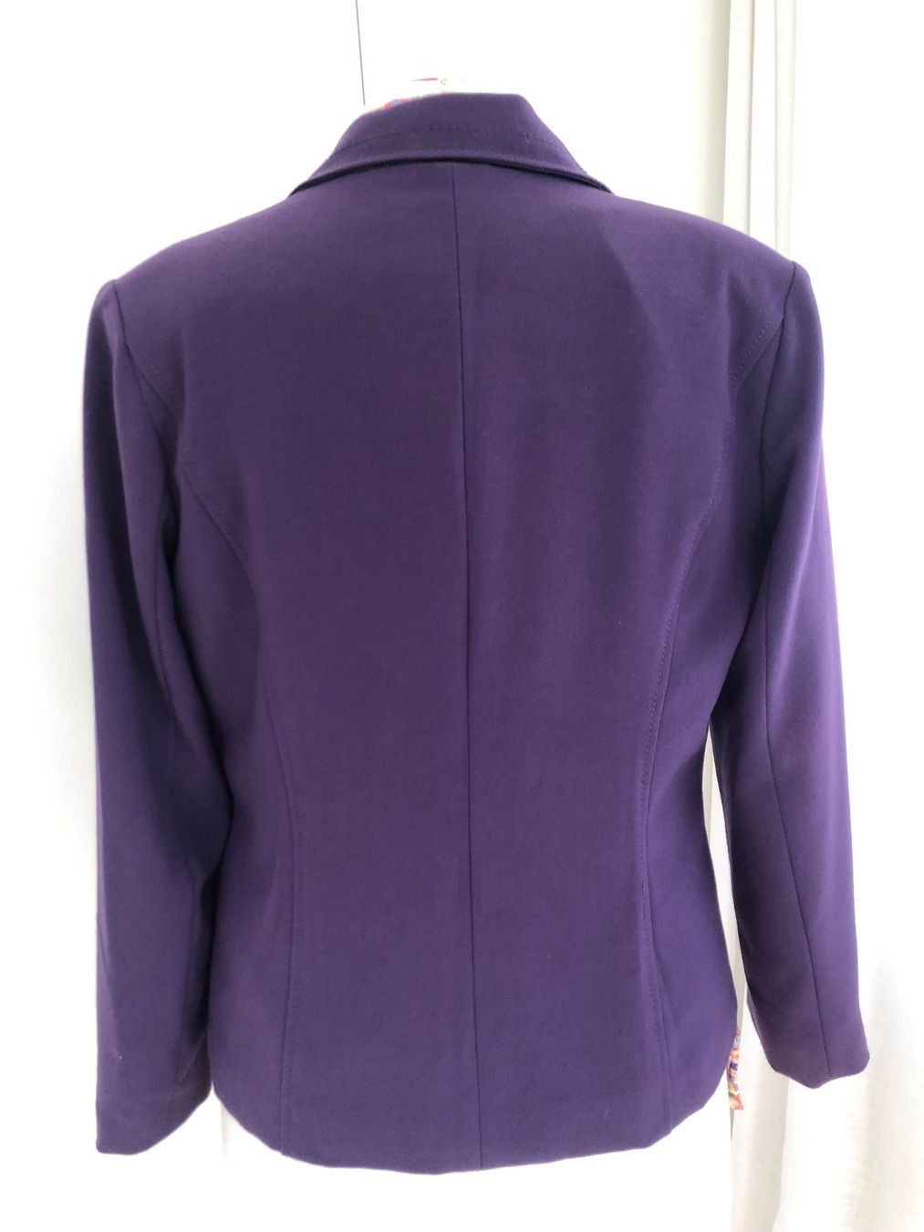 Lotti di vestiti: Bluse und Blazer und Schal – Usato da Triesen venduto da boston7 4