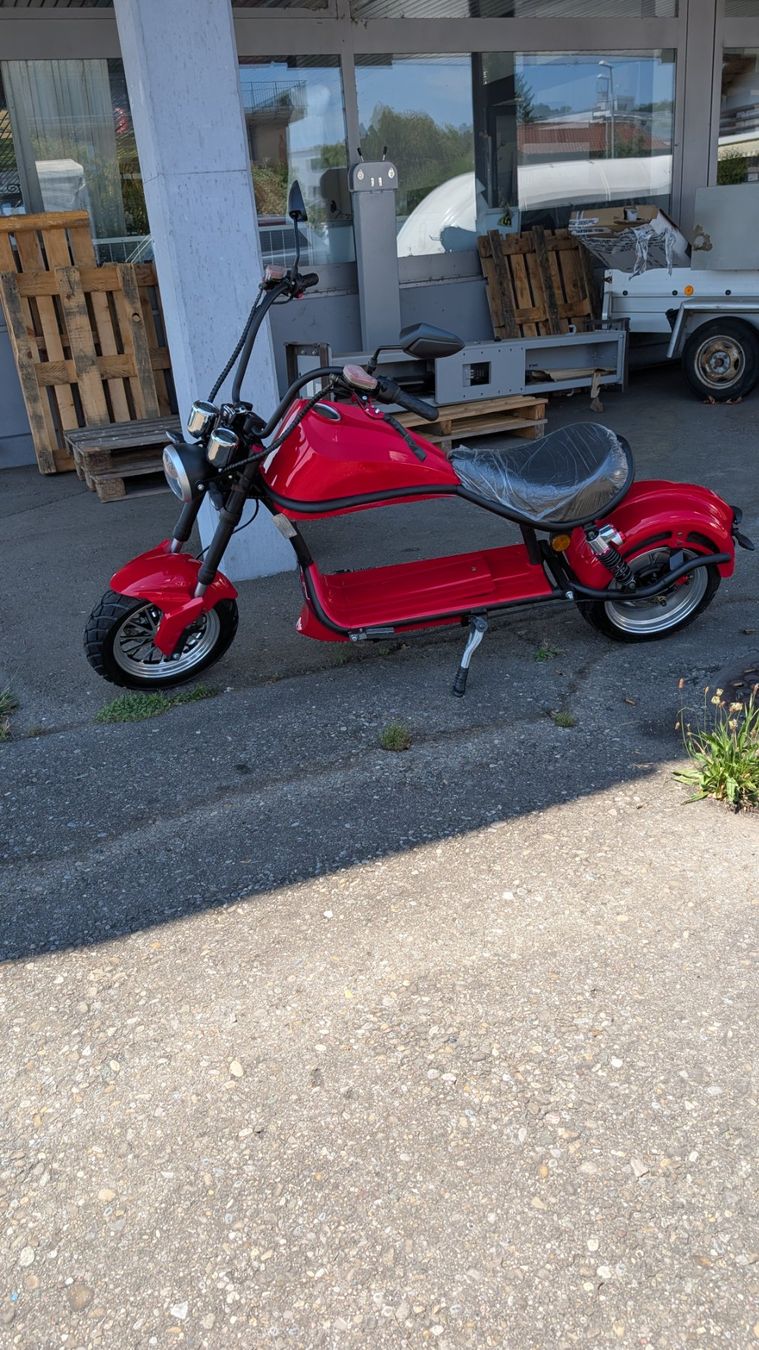 Scooters: E-Scooter / E-Roller / E-Chopper – Neuf (Voir description) à Zug par WerWills 2