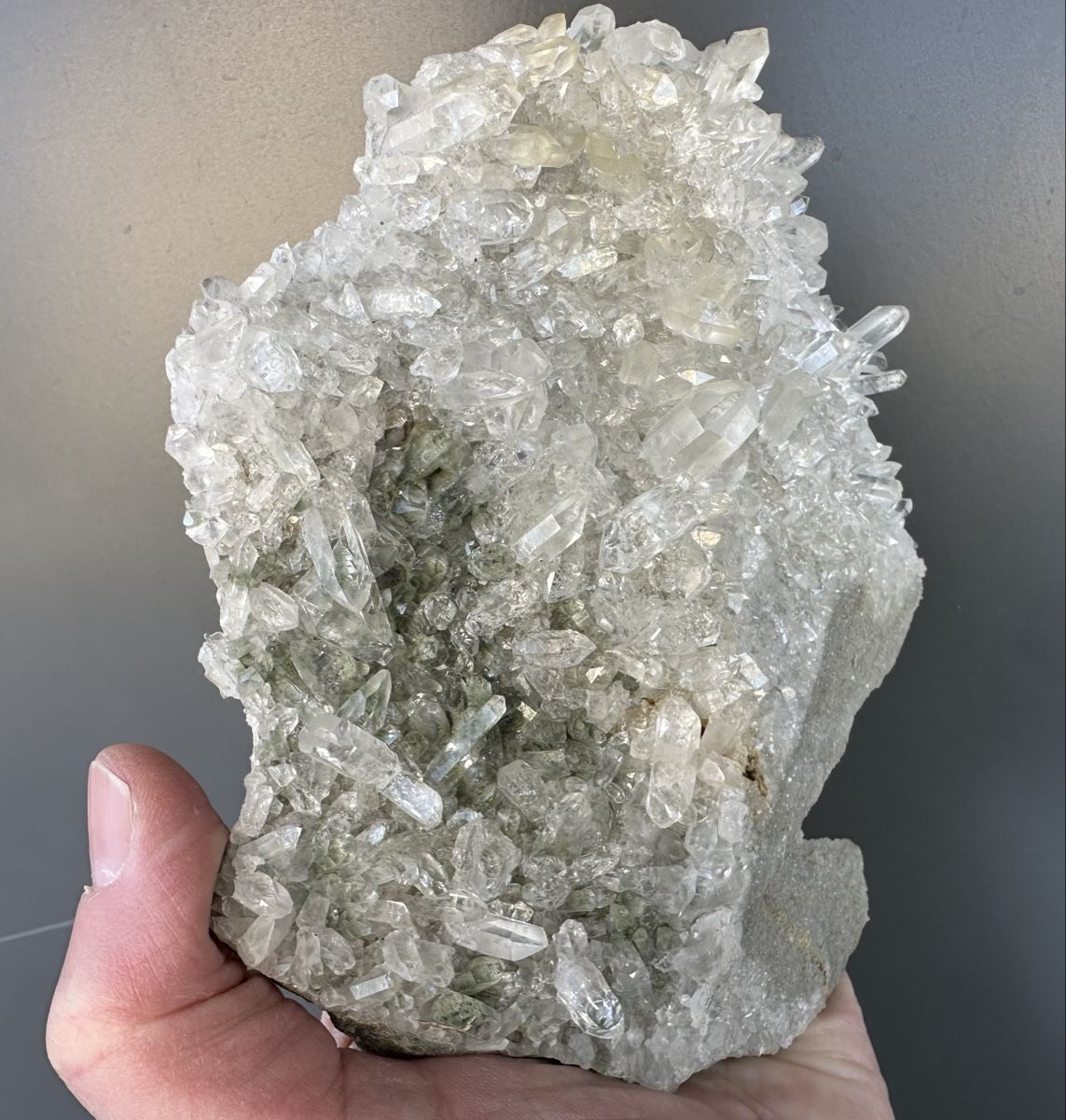 Minerali & Pietre curative: Bergkristall Elm – Usato da Oberuzwil venduto da Crystall0 2