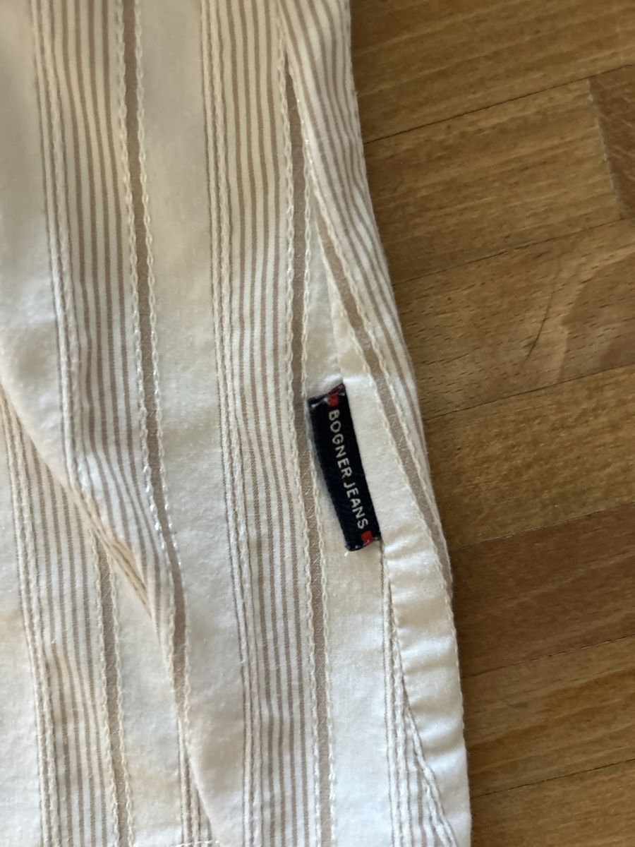 Bogner Camicette: Bluse Bogner Jeans Grösse 38 – Usato da Langnau im Emmental venduto da Iriss 3