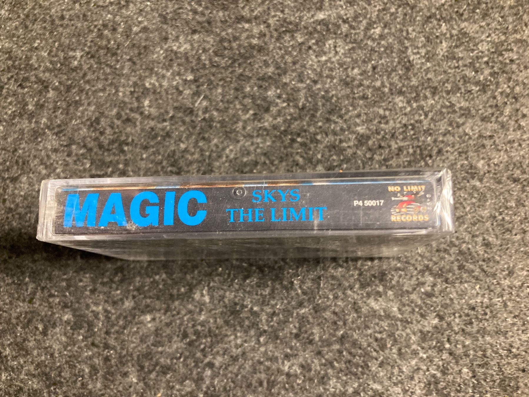 Musicassette: Magic - Skys The Limit (MC) – Nuovo e nell'imballaggio originale da Fribourg venduto da Karushi 1