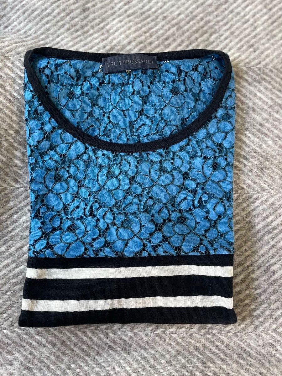 Trussardi Blusen: Trussardi blouse with lace worth 250,- – Gebraucht aus Männedorf von iza04 6