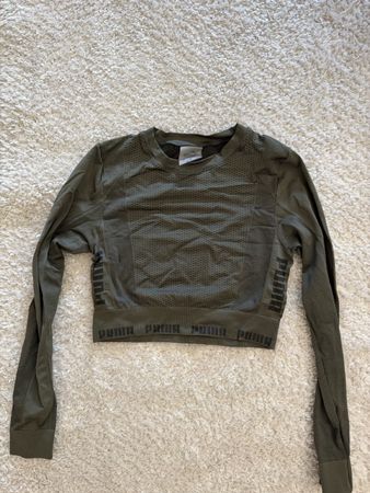 Pull court Puma femme vert