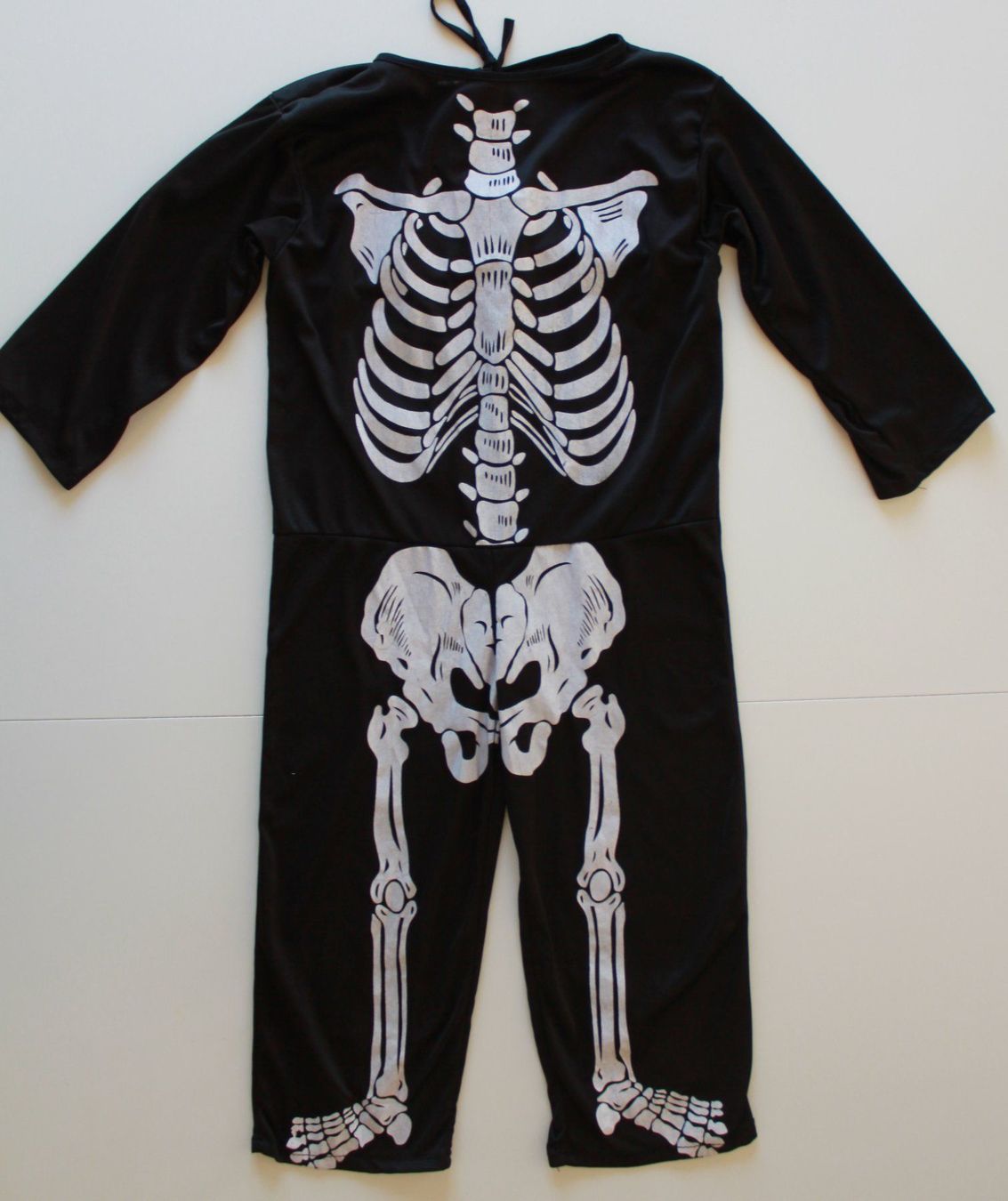 Costumi: Costume squelette / Skelett t. 3 - 5 ans – Usato da Peseux venduto da CoolShoping 2