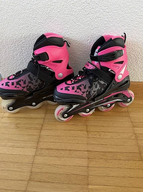 Inline-Skating & Rollschuhe: Rollskater, Rollerblade, Grösse 33-38 – Gebraucht aus Altendorf von Elite-S 1