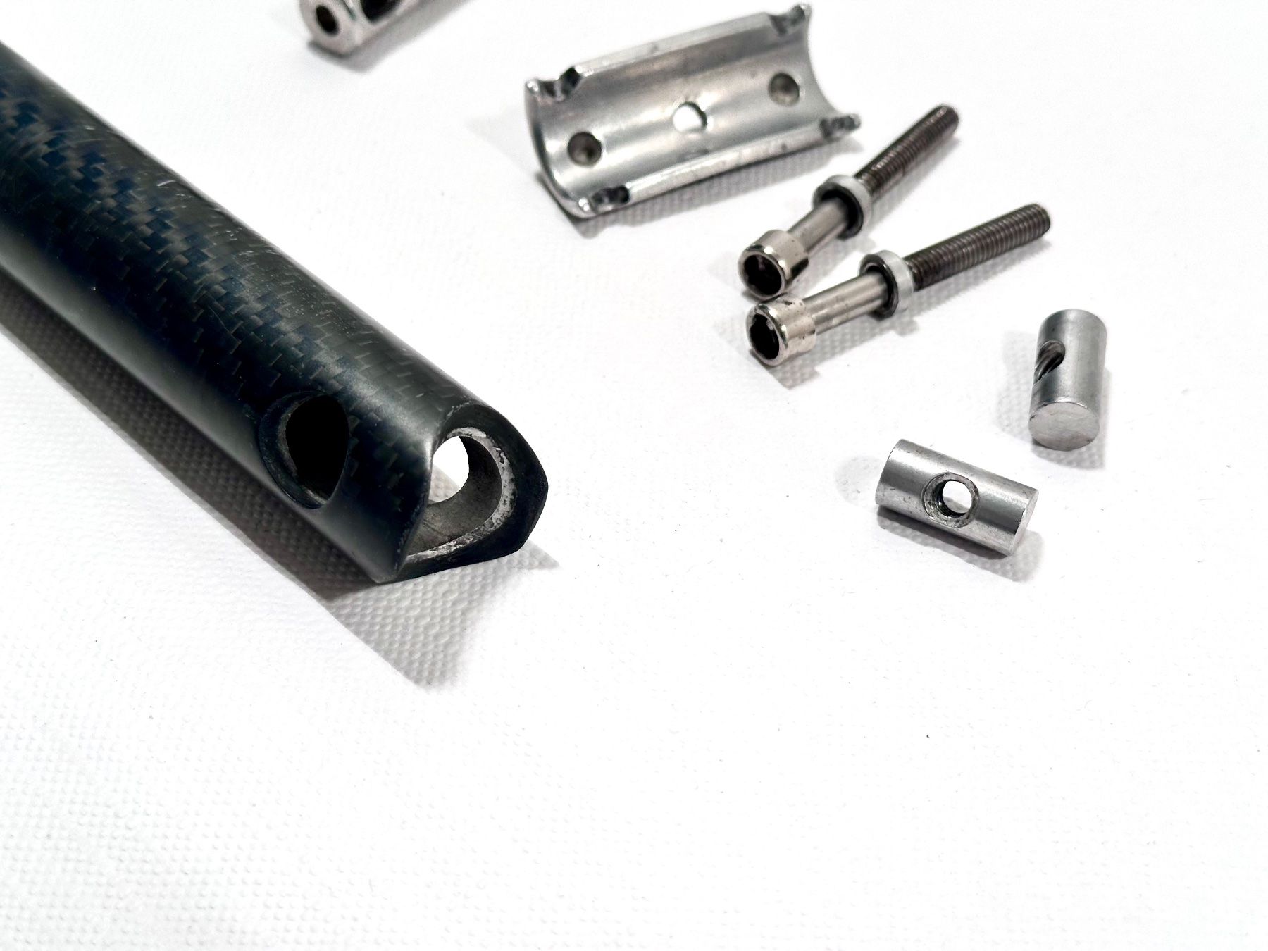 Pezzi di ricambio: Unknown Carbon Sattelstütze 27.2mm 151 Gramm – Usato da Luzern venduto da bikeandbeltcom 2