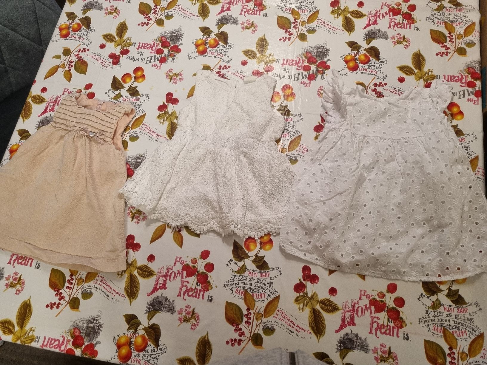 Lotti & Set di vestiti: Baby Kleiderpaket Mädchen Gr.62-68 – Usato da thalwil venduto da Raishin720 4