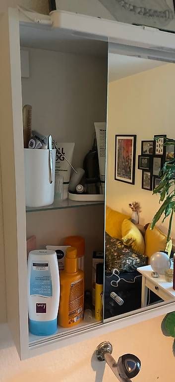 Ikea Armadietti a specchio: IKEA Spiegelschrank klein – Usato da Laufen venduto da jer_w9tl 1
