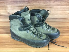 Gebrauchter AKU Berg o Wanderschuh  der Schweizer Armee