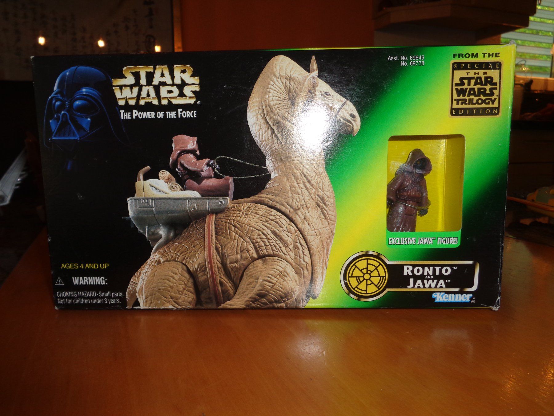 Hasbro Giocattoli: Star Wars Hasbro  Ronto mit Yawa – Usato da sargans venduto da Angamar