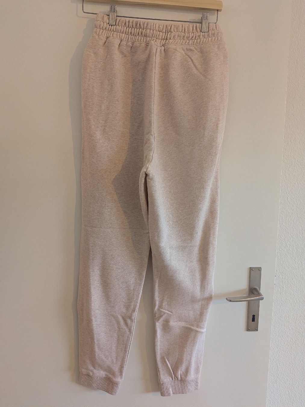 Reebok Lotti di vestiti: Reebok set - Joggers & Sweatshirt, Small Excellent condition – Nuovo (secondo la descrizione) da Wettingen venduto da ann_hzb5 2